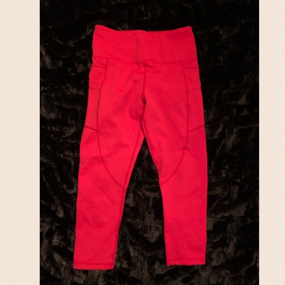 Zyia Red Capri Legging - Never Worn - Pockets - Size 4 - Picture 7 of 9